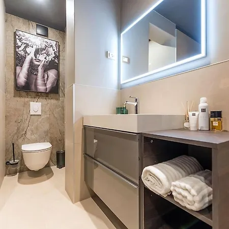 Stylish Aria With Pool, 100m To And Sea Villa Tucepi
