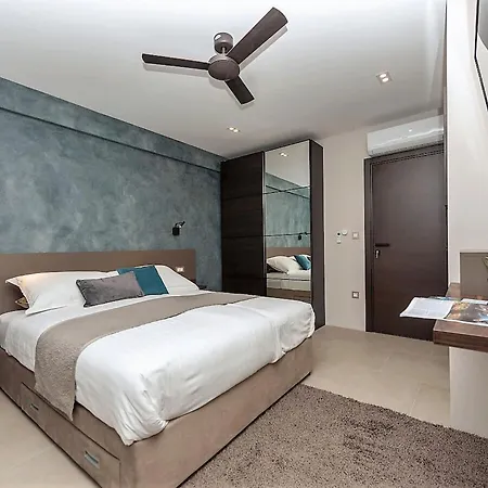 Stylish Aria With Pool, 100m To And Sea Villa Tucepi